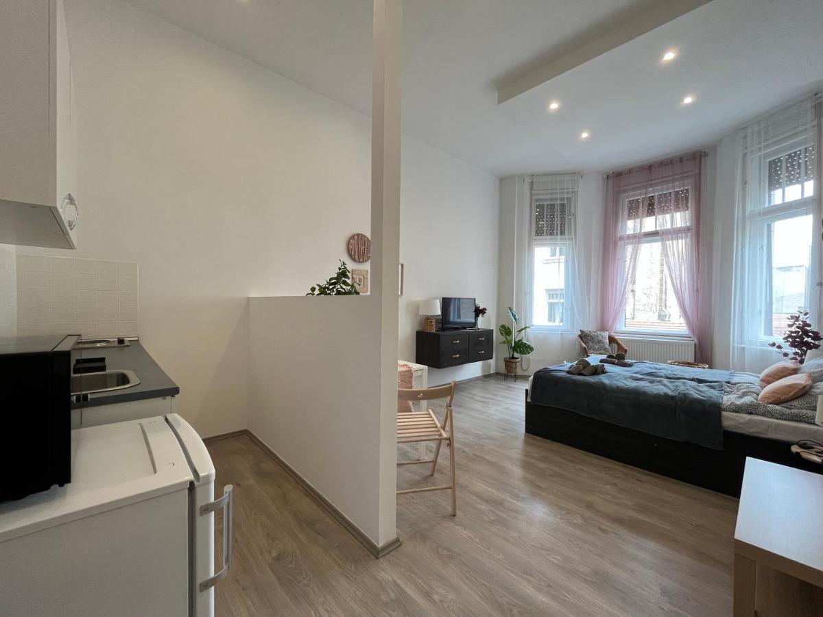 D58 Apartments In The City Center Будапеща Екстериор снимка
